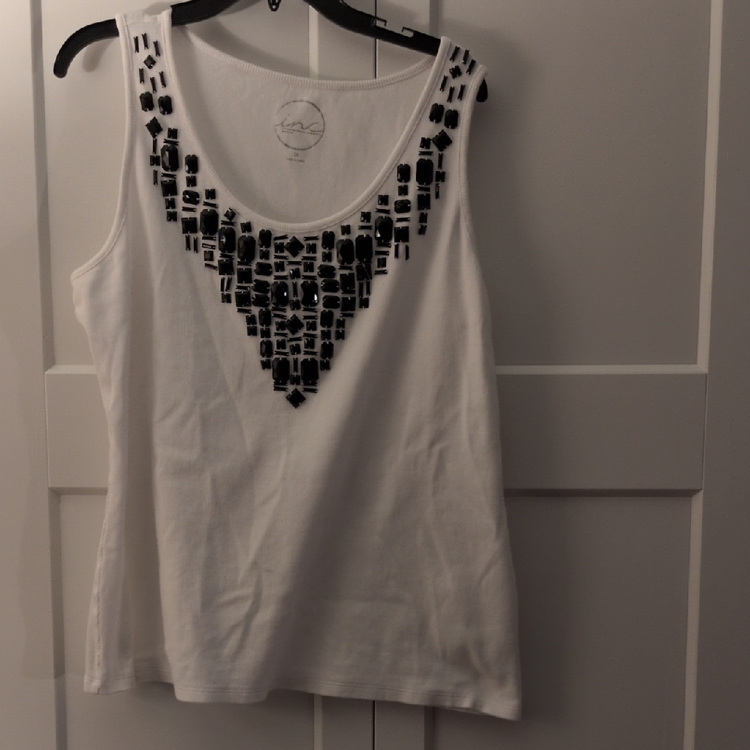 Inc International Concepts White Tank Top With Black Beaded V-Neck